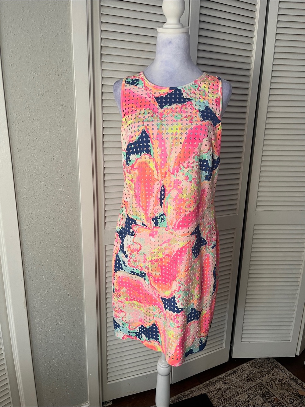 Lilly Pulitzer Vibrant Pink and Blue Midi Dress laser cut size M